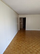 44 Washington St, Unit 602 in Brookline, MA - Foto de edificio - Building Photo