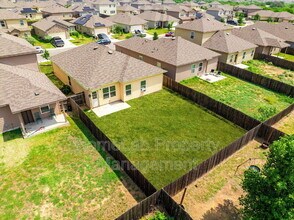 7126 Mesa Cliffs in Converse, TX - Building Photo - Building Photo