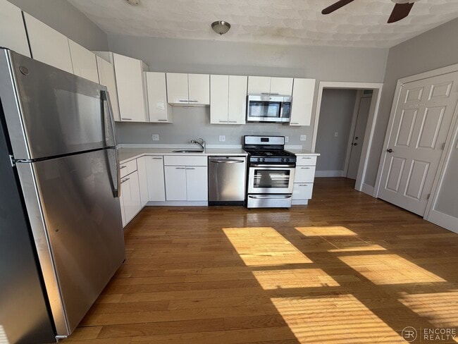 33 Portsmouth St, Unit 3R in Cambridge, MA - Building Photo - Building Photo