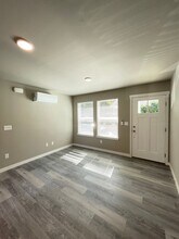 918 Billy Frank Jr St in Bellingham, WA - Foto de edificio - Building Photo