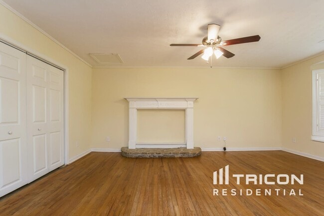 4887 Lewis Rd in Powder Springs, GA - Building Photo - Building Photo