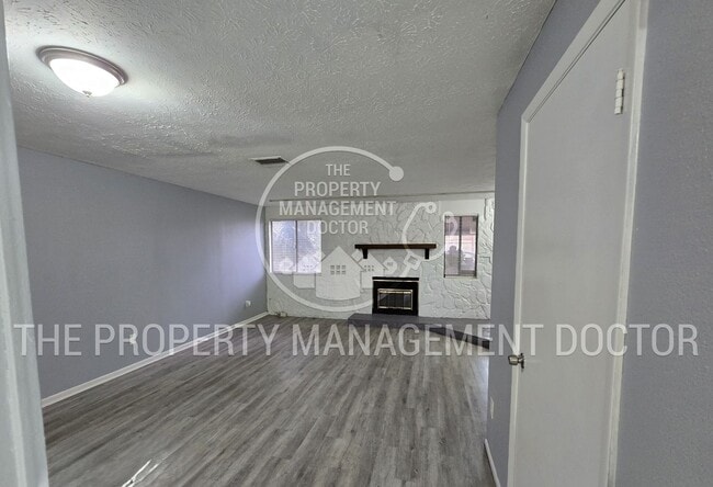 property at 4710 Stonepointe Pl