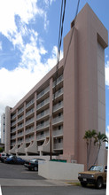 Hassinger Gardens in Honolulu, HI - Foto de edificio - Building Photo