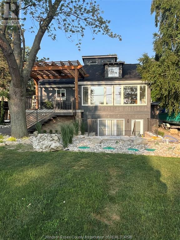 property at 947 Front Rd S
