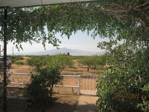 2983 W Twin Buttes Trl in Benson, AZ - Building Photo - Building Photo