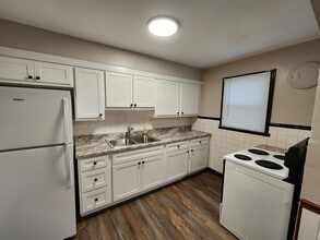 13131 East Ln in St. Louis, MO - Foto de edificio - Building Photo