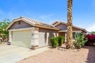 11224 W Glenrosa Ave in Phoenix, AZ - Building Photo - Building Photo
