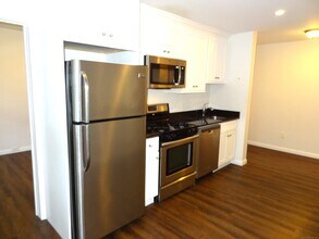 282 Scofield Ave in Bridgeport, CT - Building Photo - Building Photo
