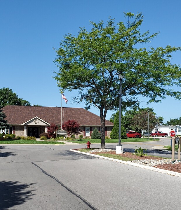 Northtowne Meadows in Erie, MI - Building Photo