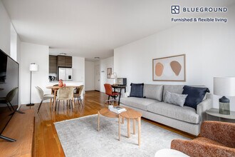 235 W 48th St, Unit FL22-ID28 in New York, NY - Foto de edificio - Building Photo