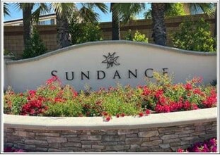 1347 Galaxy Dr in Beaumont, CA - Foto de edificio - Building Photo