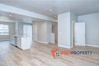 396 S 980 W in American Fork, UT - Foto de edificio - Building Photo