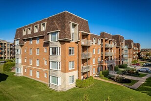 3015 Ernest-Hemingway Av in Montréal, QC - Building Photo