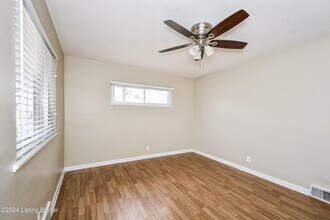 1604 Louise Ave in Louisville, KY - Building Photo - Building Photo
