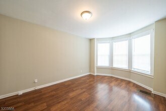 15 N 7th St in Newark, NJ - Building Photo - Building Photo