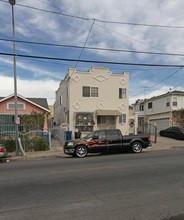 4947 E Fountain Ave in Los Angeles, CA - Building Photo - Building Photo