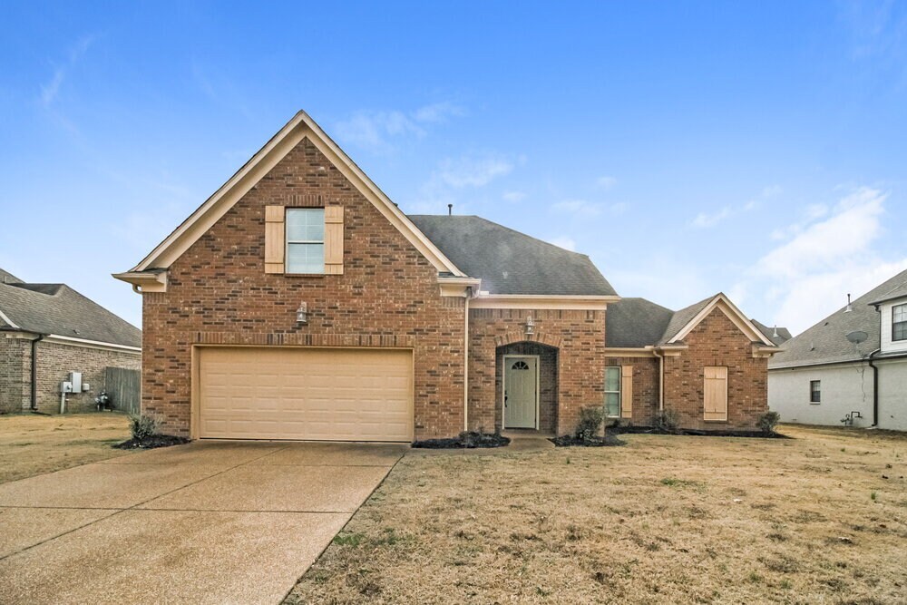 170 Misty Fields Rd in Oakland, TN - Building Photo