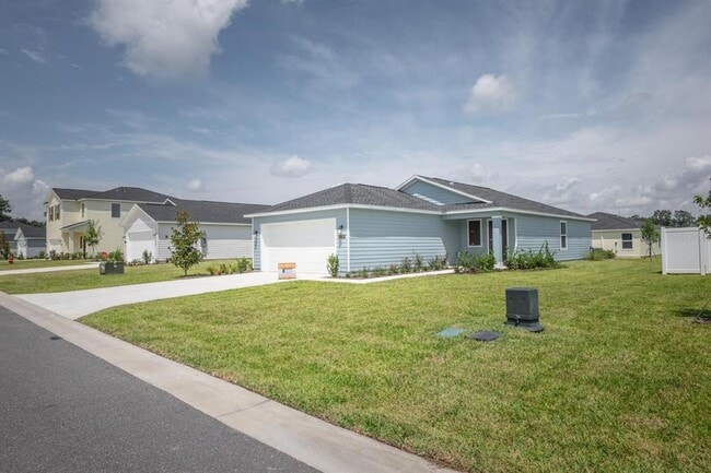 3229 NE 38th St in Ocala, FL - Building Photo - Building Photo