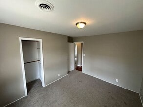 5302 N 47th St in Milwaukee, WI - Building Photo - Building Photo