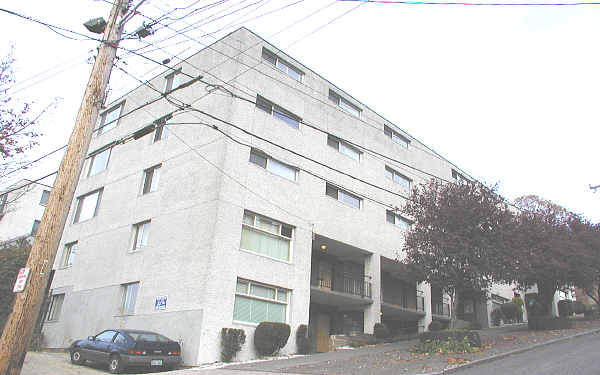 Bay Ridge Court in Seattle, WA - Foto de edificio - Building Photo