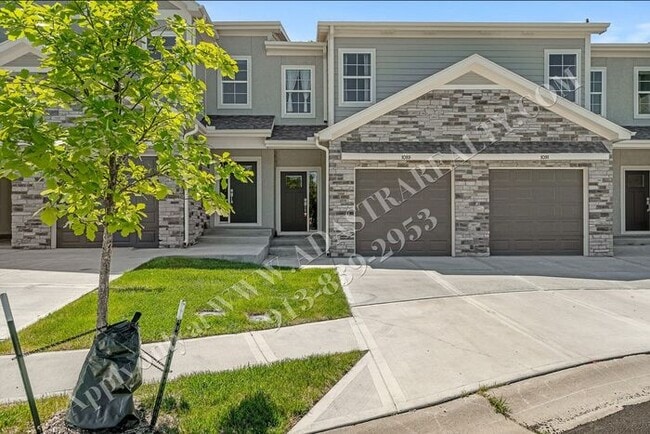 1089 N Findley St in Olathe, KS - Building Photo - Building Photo
