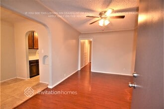 1434 W 92nd St in Los Angeles, CA - Building Photo - Building Photo