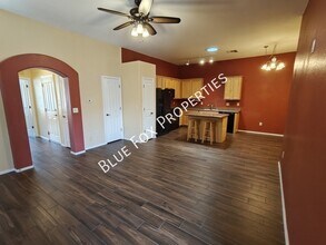 2122 E Calle Arroyo Lindo in Tucson, AZ - Building Photo - Building Photo