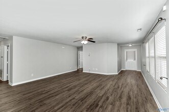 325 Kenneth Blvd NW in Madison, AL - Building Photo - Building Photo