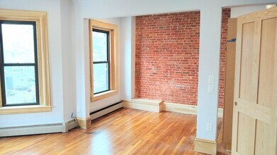 20 Perrin St in Boston, MA - Building Photo - Building Photo