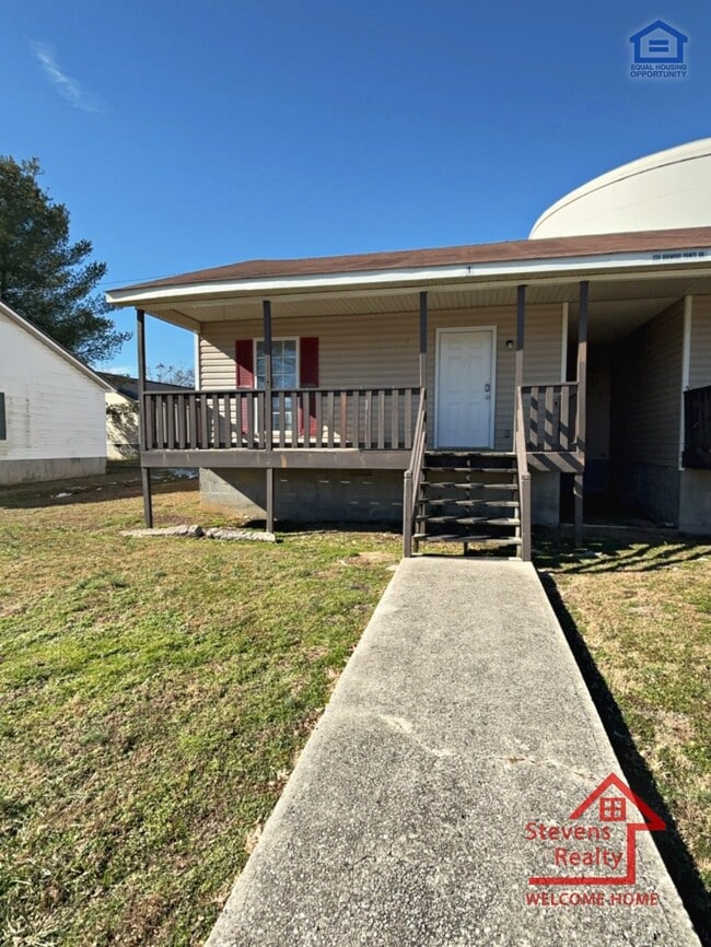 property at 235 Dogwood Pointe Dr
