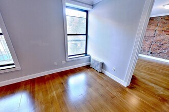 346 E 18th St, Unit 2A in New York, NY - Building Photo - Building Photo