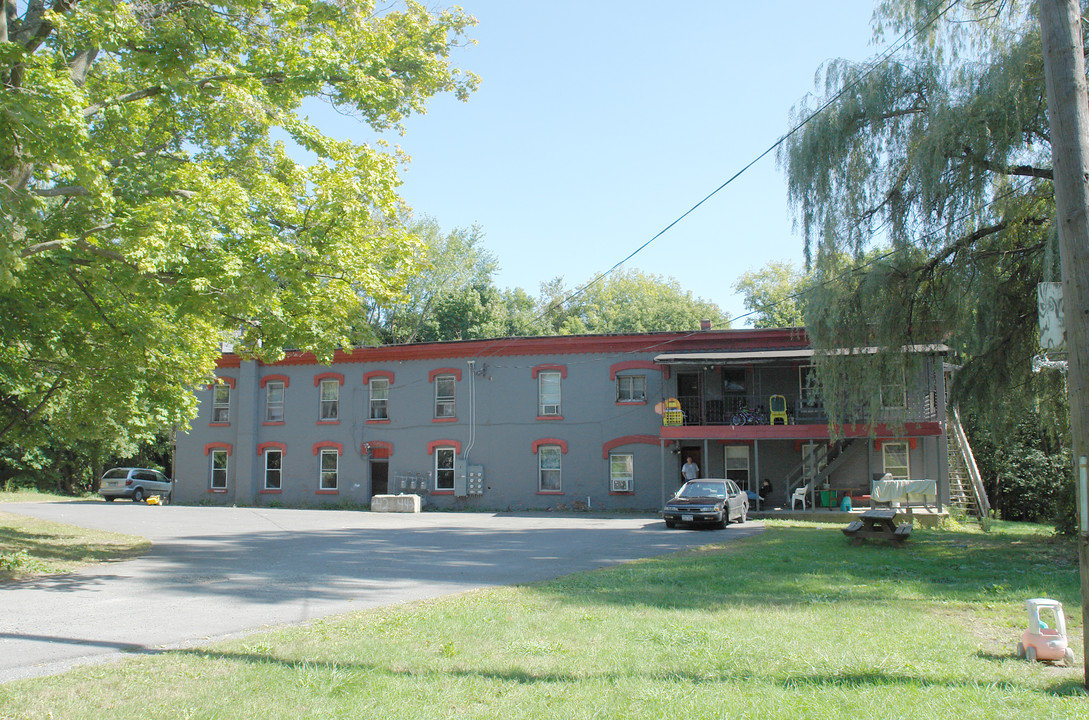 42 Johnston Ave in Cohoes, NY - Building Photo