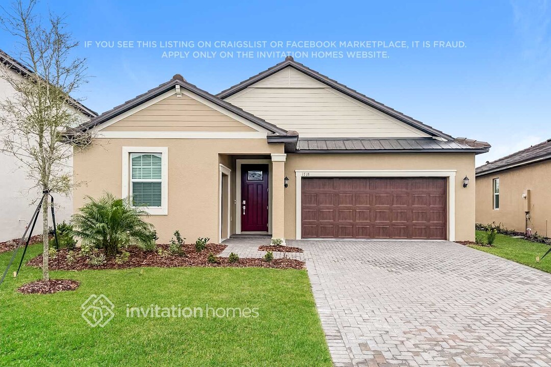 1718 142nd Ter E in Parrish, FL - Building Photo