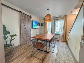 8 Greenhalge St in Medford, MA - Building Photo - Building Photo