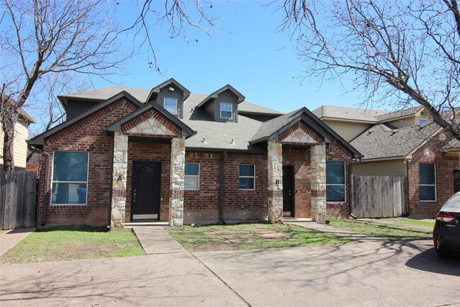 1912 S 15th St in Waco, TX - Building Photo - Building Photo