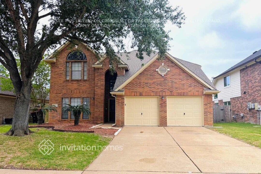 23043 N Waterlily Dr in Richmond, TX - Foto de edificio