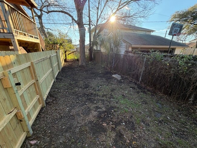 property at 1554 Scharpe St