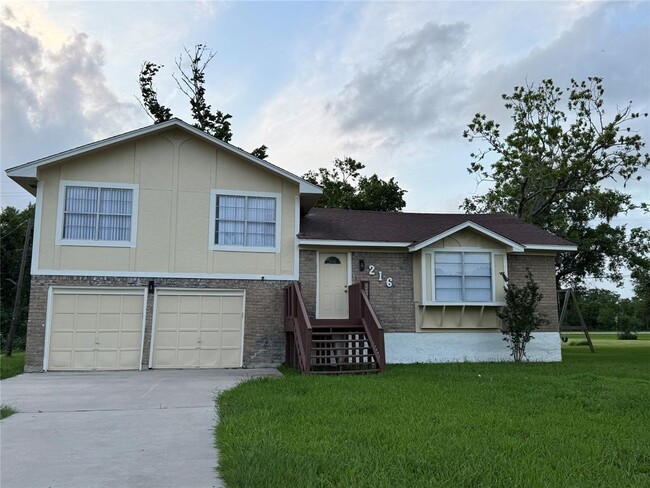 property at 216 Briarcreek St
