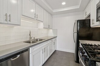 960 N. Alfred in Los Angeles, CA - Building Photo - Interior Photo