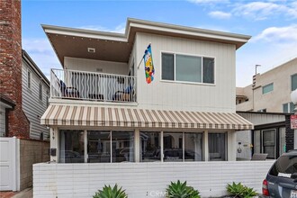 119 Ruby Ave in Newport Beach, CA - Building Photo - Building Photo