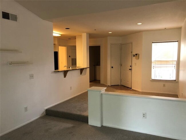482 N Pin Oak Pl in Longwood, FL - Building Photo - Building Photo