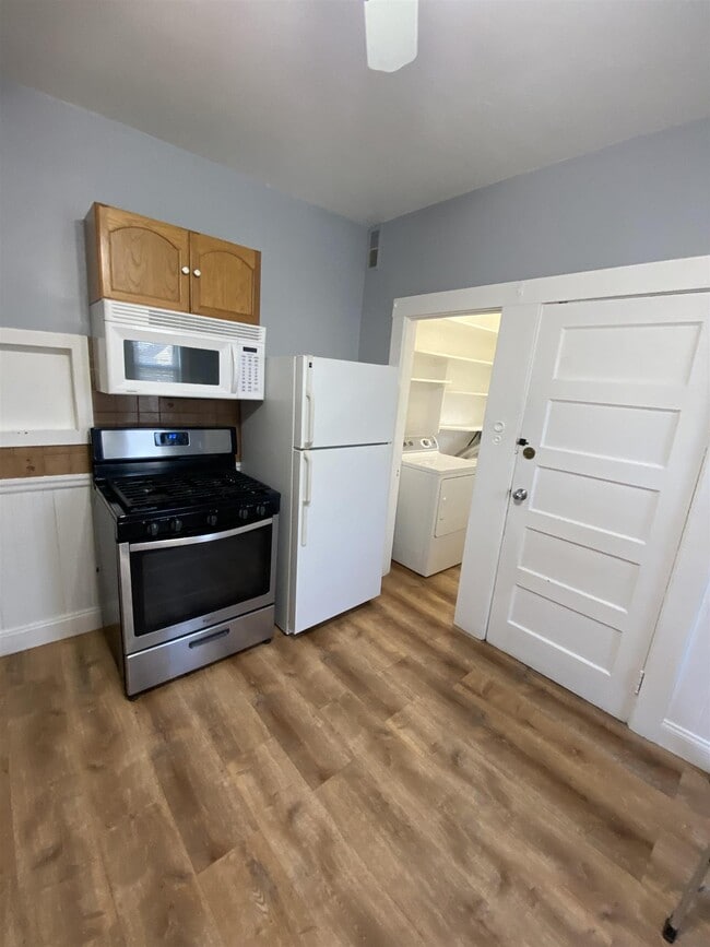 44 Temple St, Unit 3