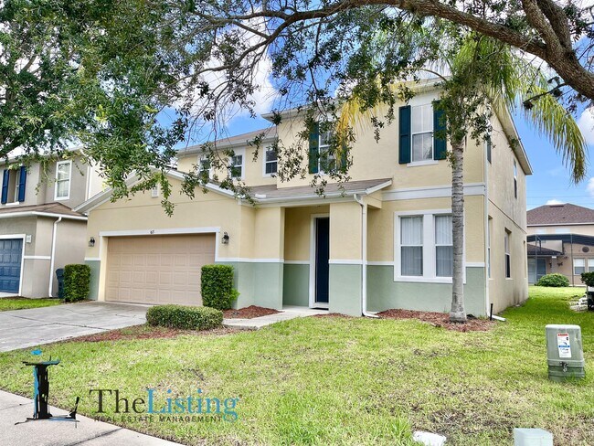 613 Alfani St in Davenport, FL - Foto de edificio - Building Photo