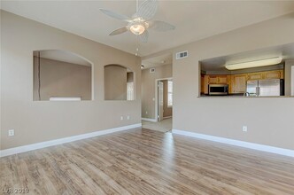 10550 W Alexander, Unit 2046 in Las Vegas, NV - Building Photo - Building Photo