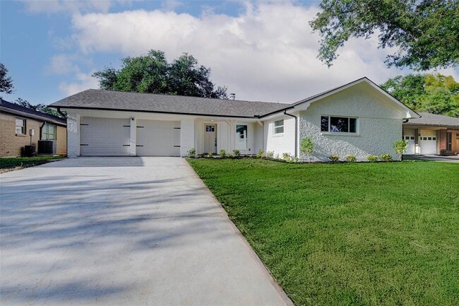 property at 5226 Sanford Rd