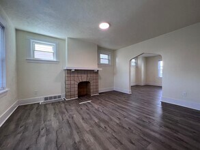 447 William in Mount Oliver, PA - Building Photo - Building Photo
