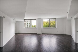 800 Jackson St in Hoboken, NJ - Foto de edificio - Building Photo