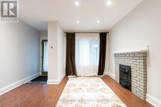 70 Lawlor Ave in Toronto, ON - Building Photo - Building Photo