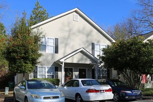 113-115 Lilli Ln in Woodstock, GA - Building Photo