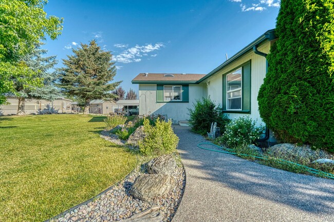 property at 365 Lost Creek Dr